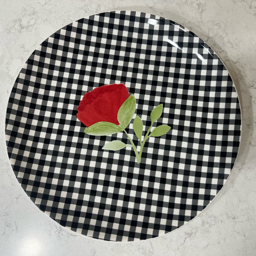 Dolly Parton Buffalo Plaid Serving Platter, 4 Appetizer Plates & 4 Bowls Set - Picture 11 of 11